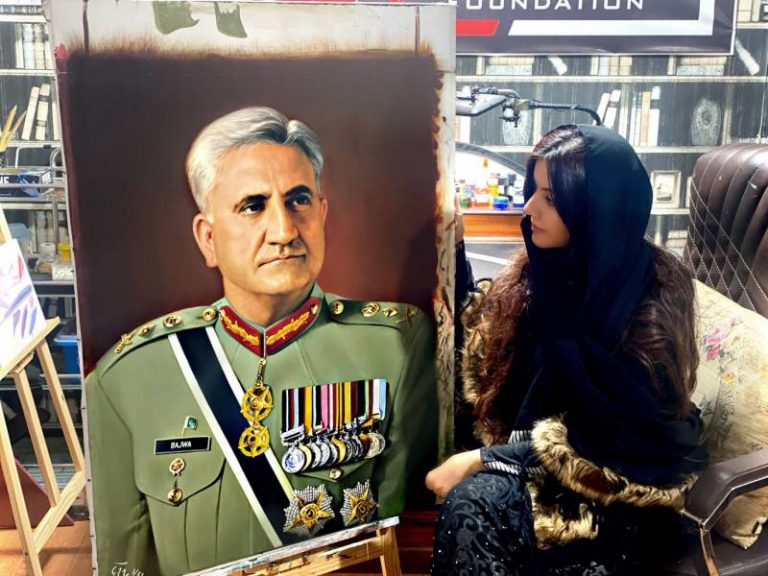 Rabi Peerzada pays tribute to Gen Bajwa with portrait painting