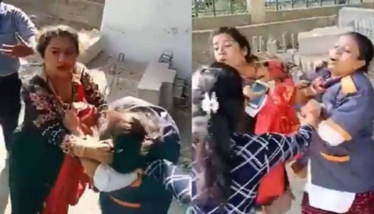 WATCH – Women beat up municipal employee for issuing challan over Covid-19 SOP violation