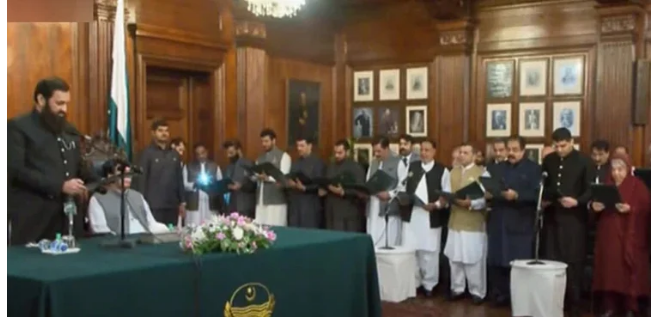 پنجاب کابینہ کے 21 ارکان نے حلف اٹھالیا
